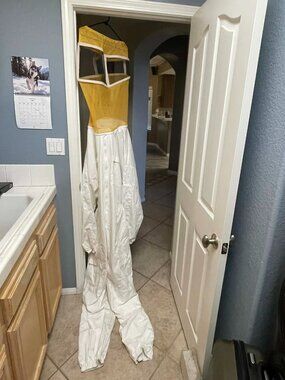 beekeeping suit